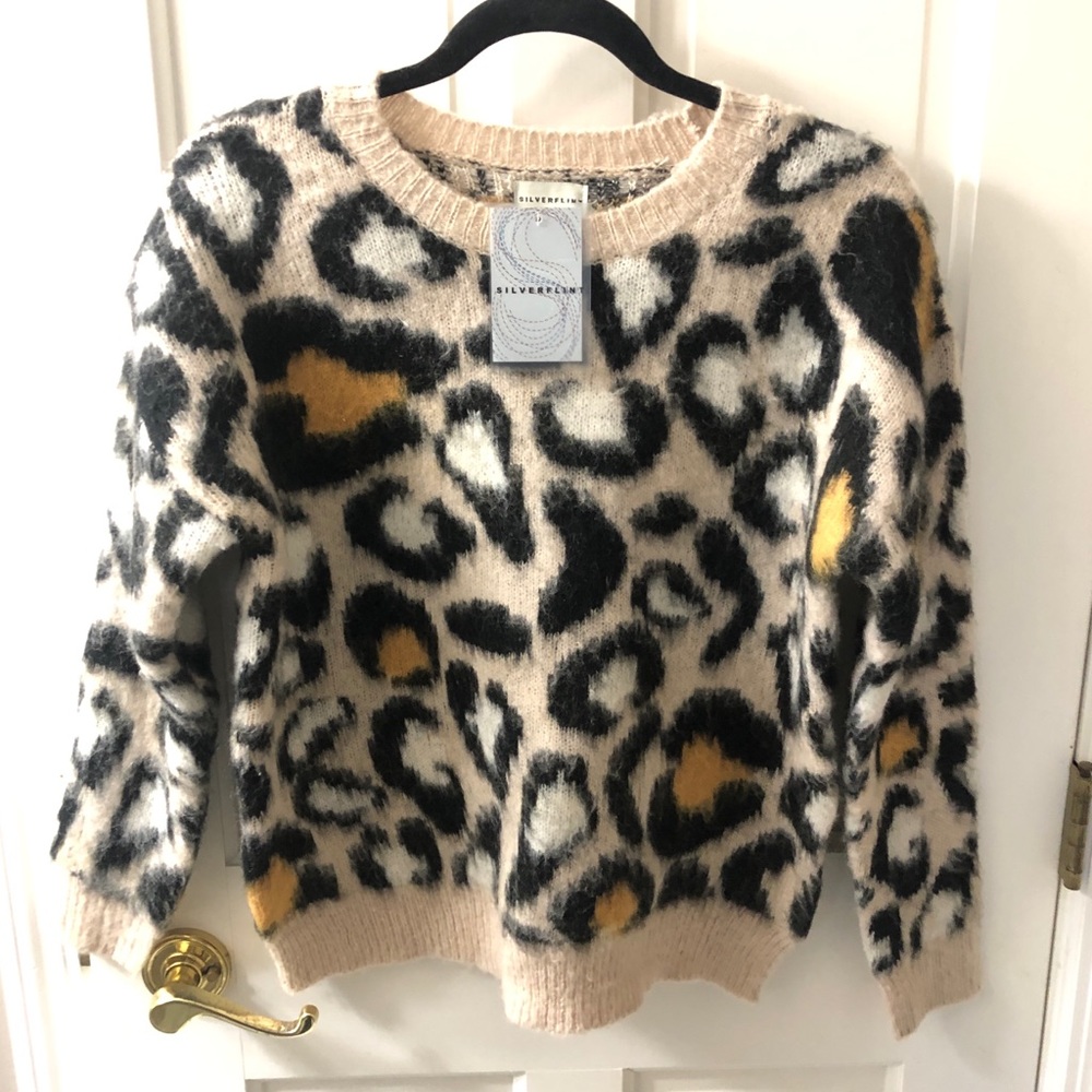 NWT Shaggy Leopard Sweater (XS)